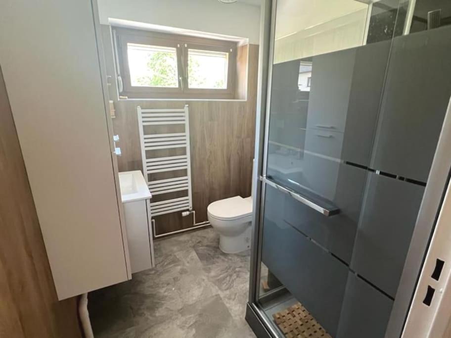 Au Petit Bonheur Apartment Horbourg Bagian luar foto